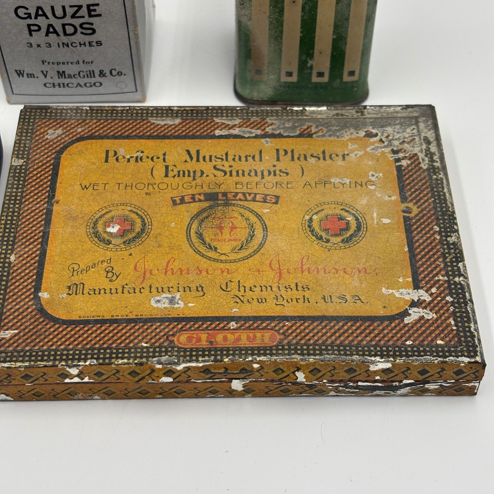 Vintage Apothecary Tin Lot Gillette Razor Bakelite Shaving Brush Mennen Tins - Picture 4 of 9